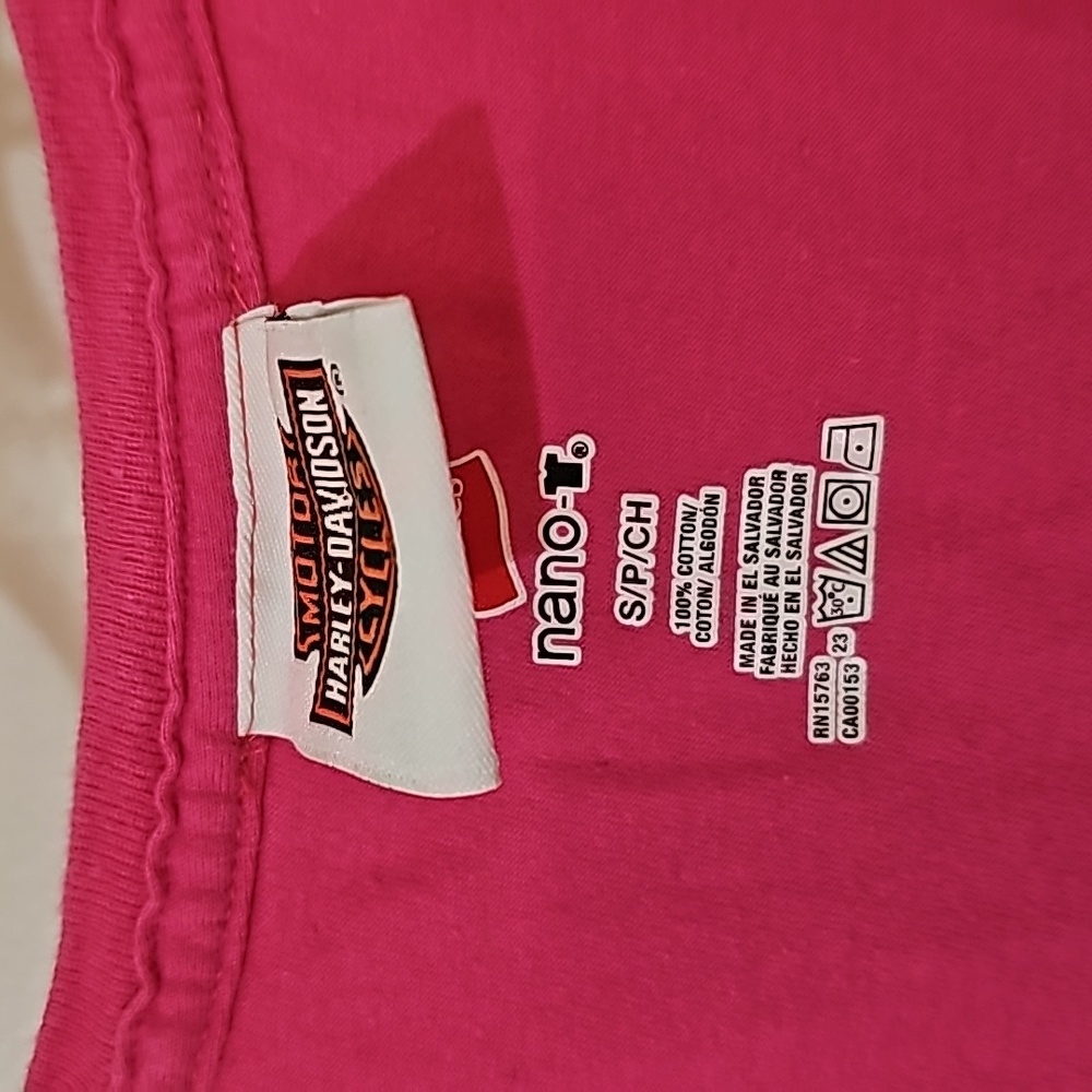 Harley Davidson-Sacramento CA vneck tshirt. Size S. Tote 4 - Picture 4 of 5